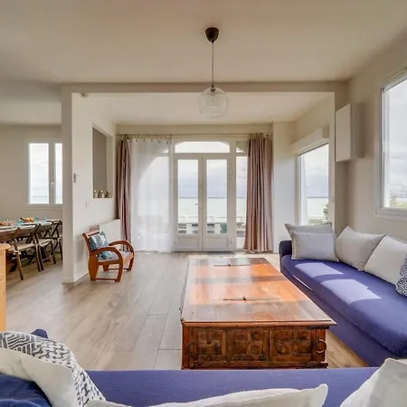 Villa House With Stunning Sea Views *